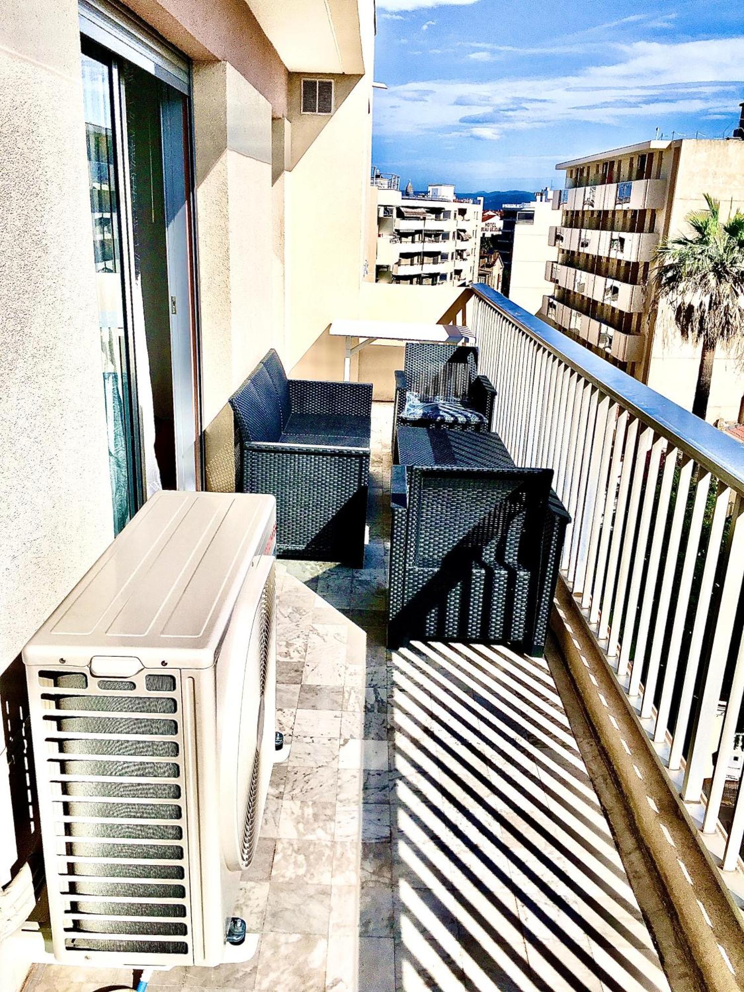 Argentine T2 De 55M2 Tout Confort En Bord De Plage Saint-Raphael  Exterior photo